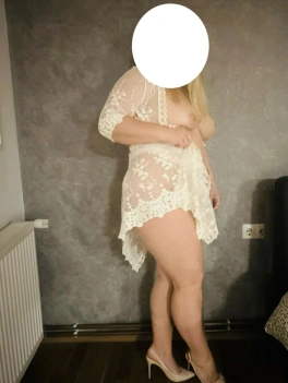 escort image