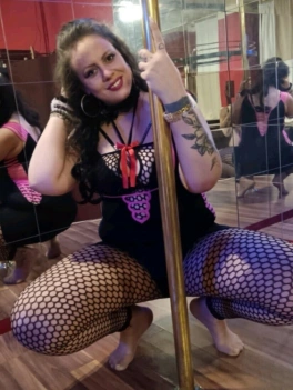 escort image