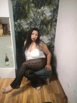escort image