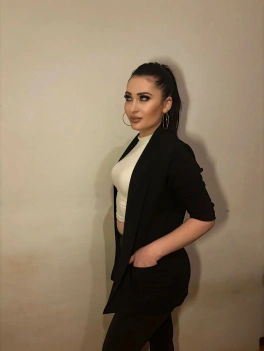 escort image