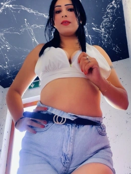 escort image