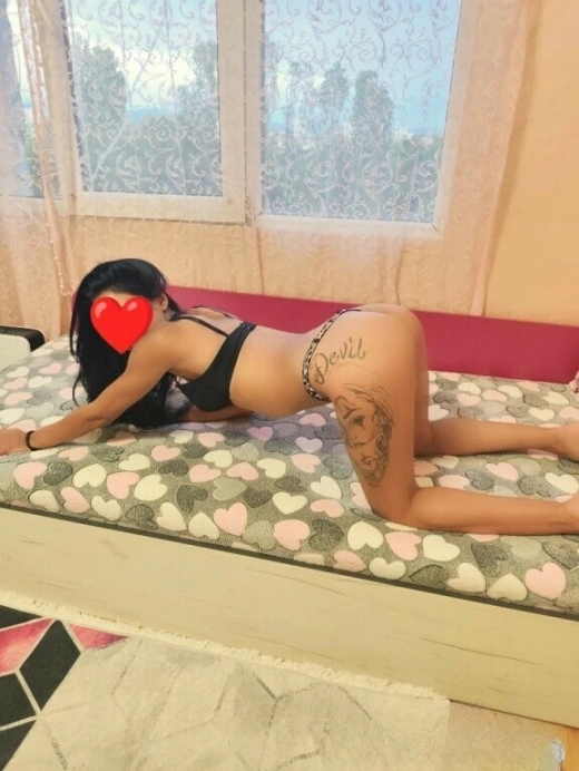 escort image