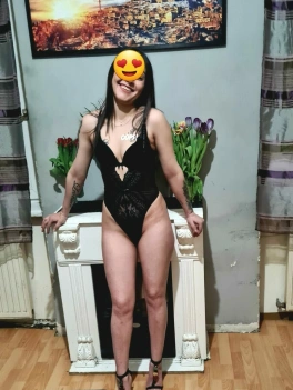escort image