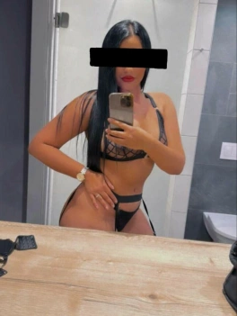escort image