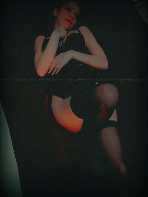 escort image