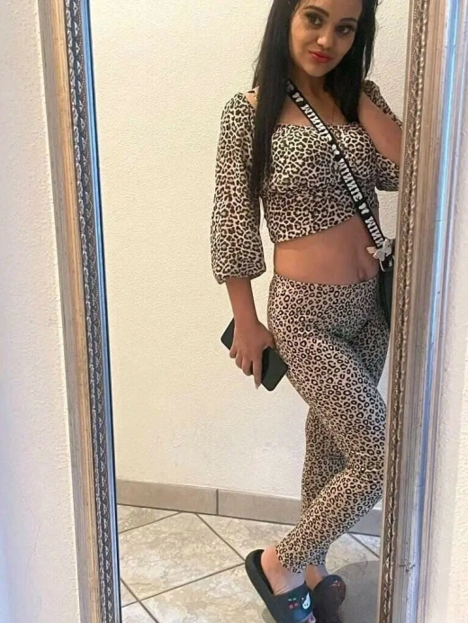 escort image