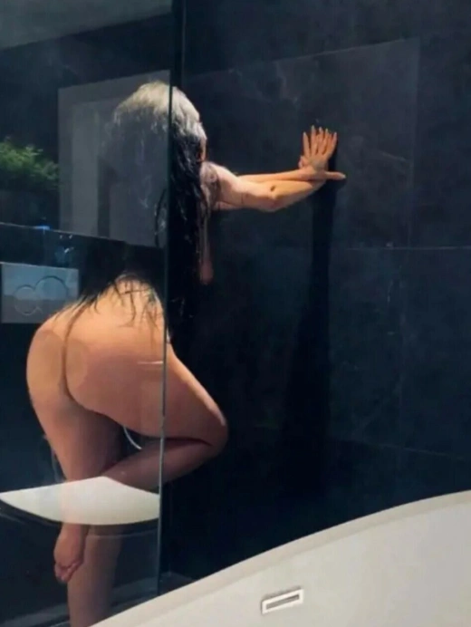 escort image