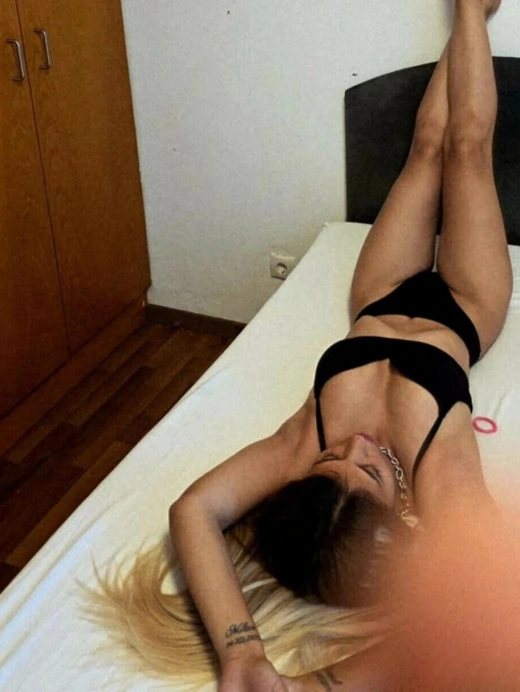 escort image
