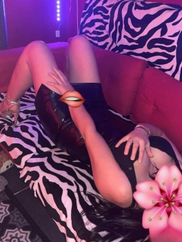 escort image